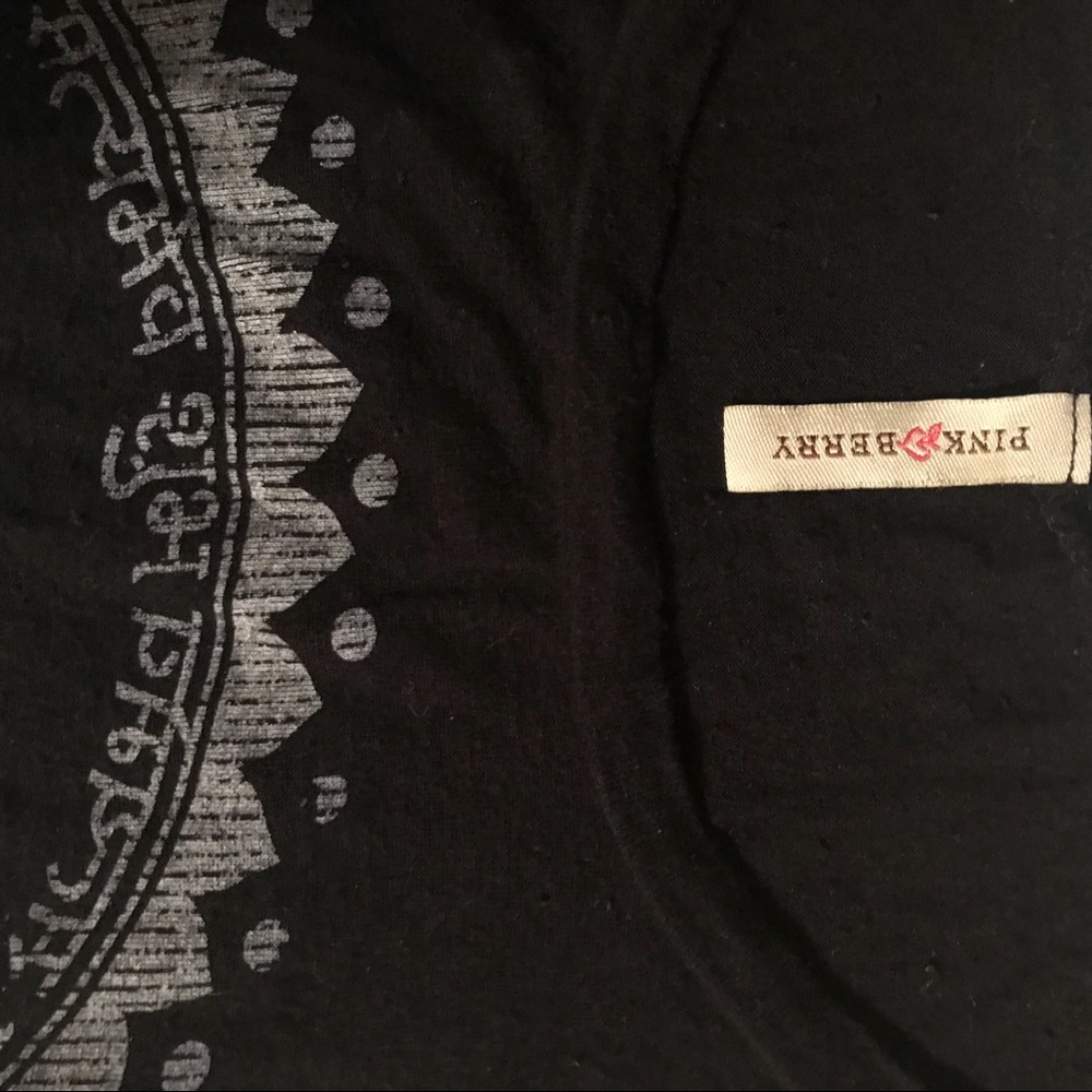 BLACK SHIRT - Picture 4 of 6